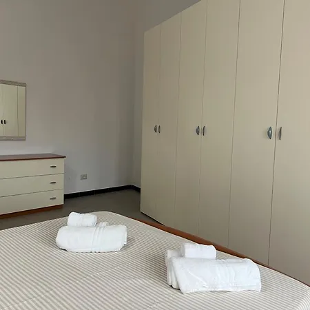 Hbs Rent Canonico Appartamento *