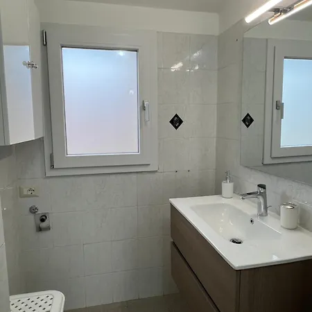 Hbs Rent Canonico Appartamento *